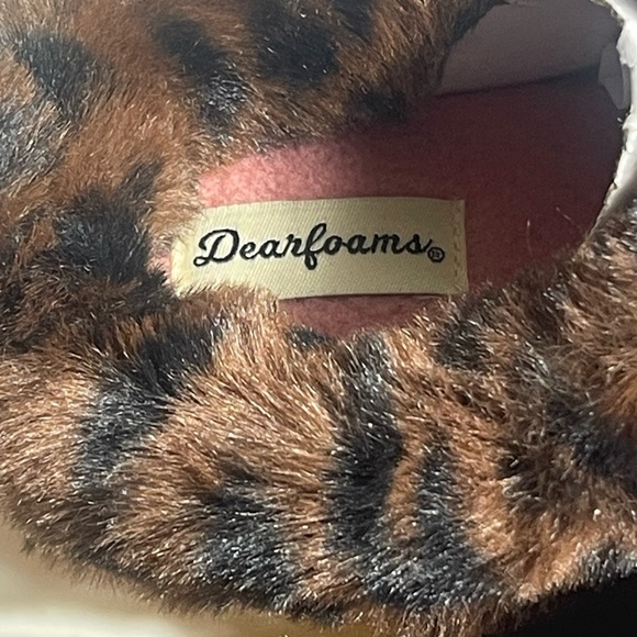 Dearfoam Peyton Leopard Print Fuzzy Clog Slippers Kids Size 9/10 Easy On/Off NWT - Picture 6 of 11